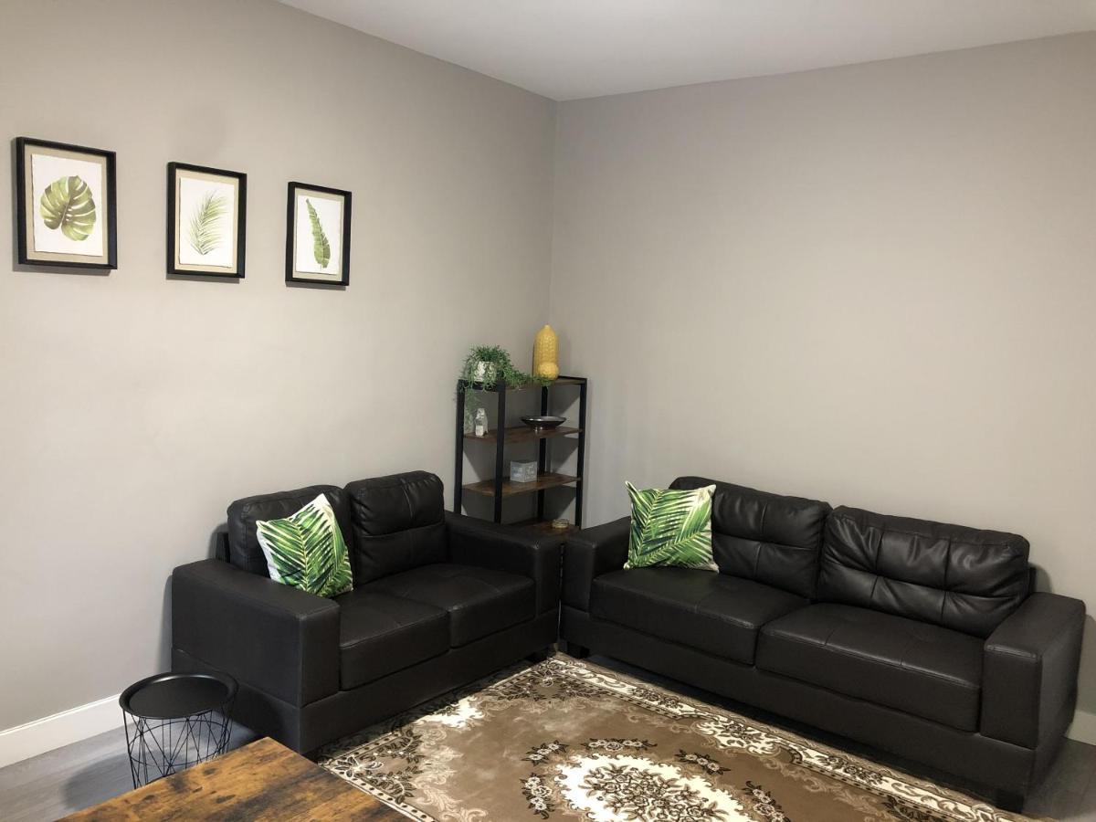 Executive Or Large Family 5-Bed House - Hosted By Hutch Lifestyle Βίλα Κόβεντρι Εξωτερικό φωτογραφία