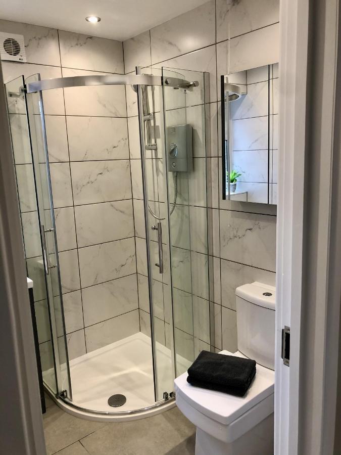 Executive Or Large Family 5-Bed House - Hosted By Hutch Lifestyle Βίλα Κόβεντρι Εξωτερικό φωτογραφία