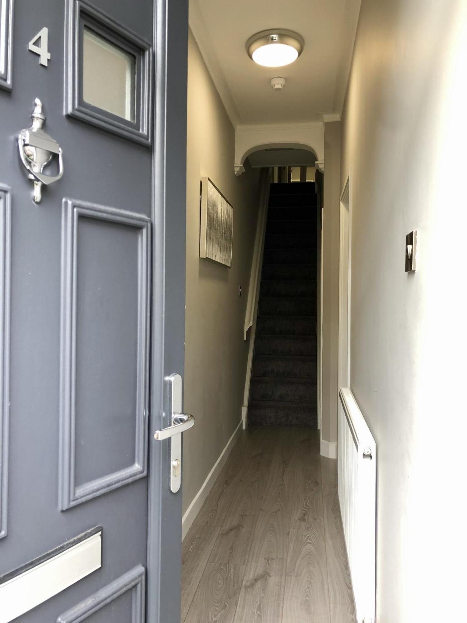 Executive Or Large Family 5-Bed House - Hosted By Hutch Lifestyle Βίλα Κόβεντρι Εξωτερικό φωτογραφία