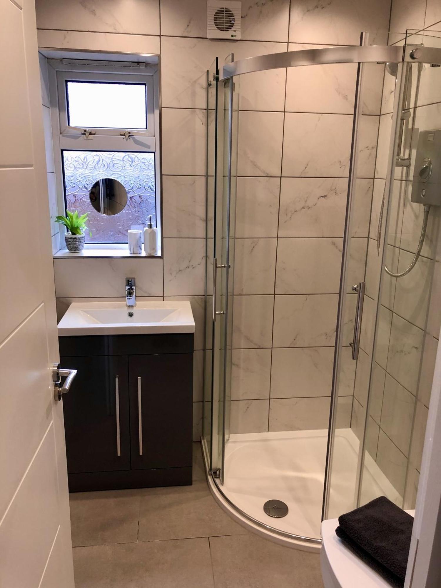 Executive Or Large Family 5-Bed House - Hosted By Hutch Lifestyle Βίλα Κόβεντρι Εξωτερικό φωτογραφία